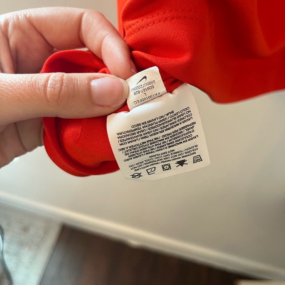 Nike Men's Classic Red Polo Shirt - Picture 10 of 10